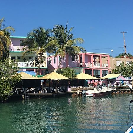 Mamacitas Guest House Isla Culebra Exteriör bild